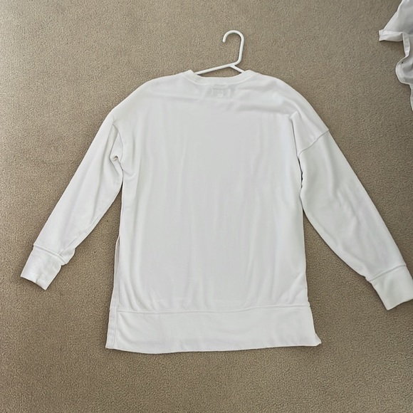 Aerie long sleeve - Picture 2 of 3